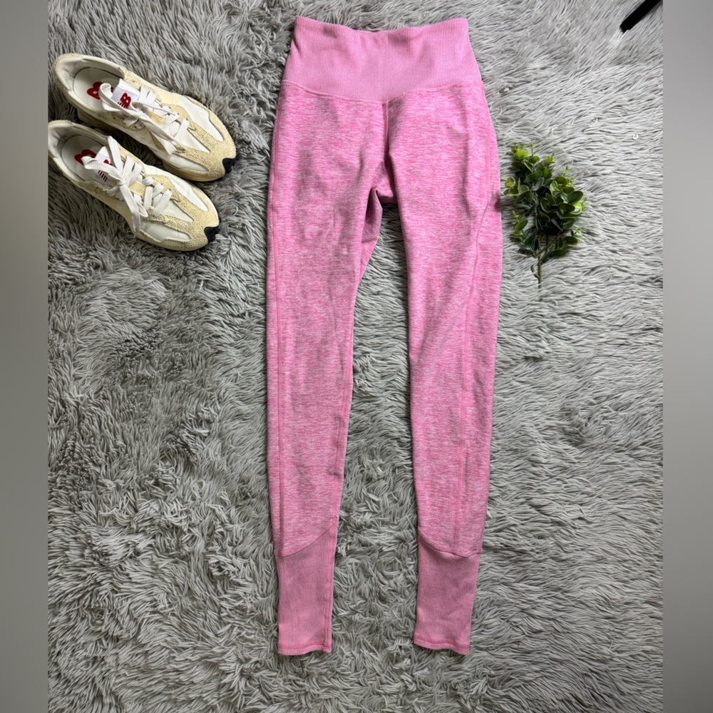 ALO yoga High Waist Alosoft Lounge Legging in Parisian Pink Heather size xxs - Picture 4 of 9